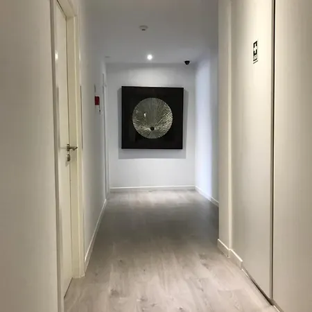 בית הארחה Tejos House אלמאדה