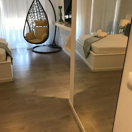 בית הארחה Tejos House אלמאדה