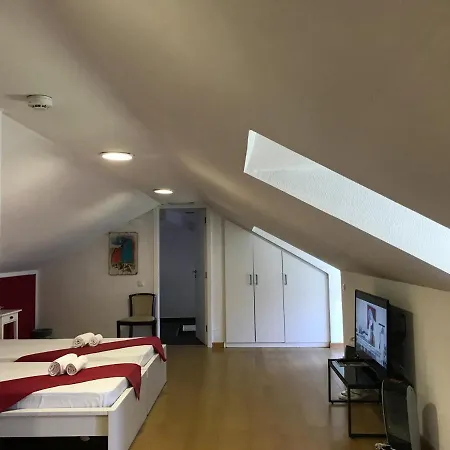 Tejos House בית הארחה