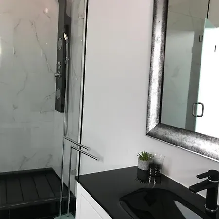 Tejos House בית הארחה אלמאדה