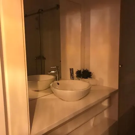 Tejos House * אלמאדה